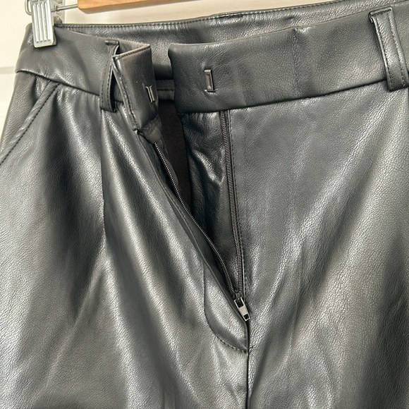 KOTON - Capri cropped wide pants faux leather high rise pants size 10 (UK 8) - Picture 4 of 11